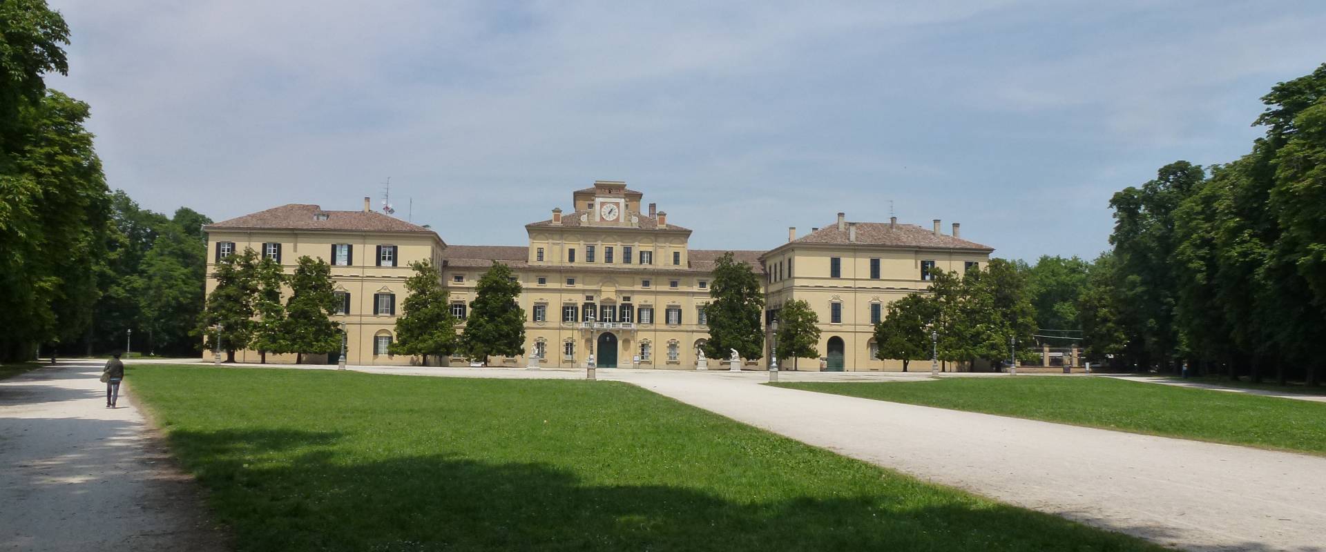 Parco e Palazzo Ducale Parma foto di Eliocommons